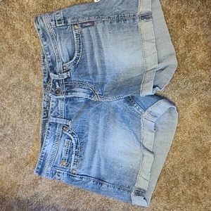 Silver Jeans Toni 3 1/2 shorts